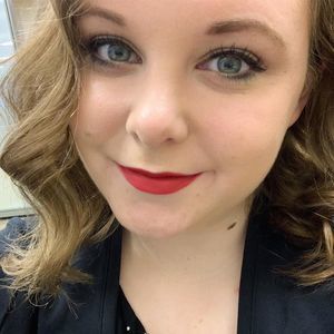 Meet your Posher, Beth